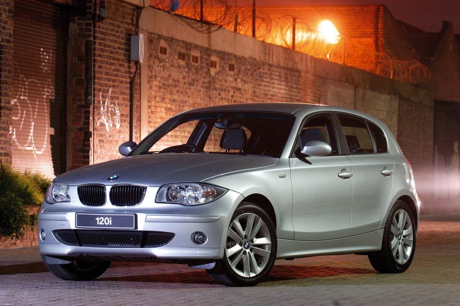  BMW 120i 5-Door (E87) 2004 года  (ZA) (фото 1 из 19)